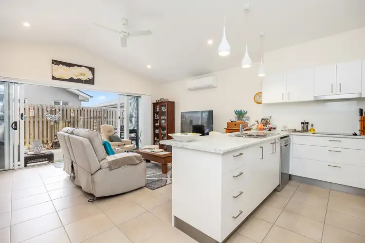 109/2-20 Island View Drive, Urangan QLD 4655