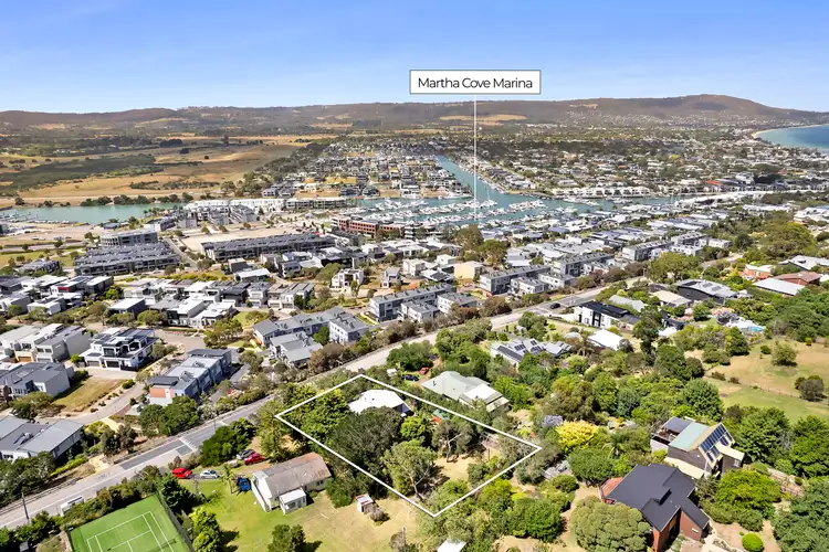 117-119 Bruce Road, Mount Martha VIC 3934