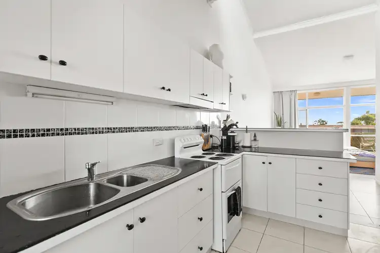 Fifth view of Homely unit listing, 8/2 Langi Place, Ocean Shores NSW 2483