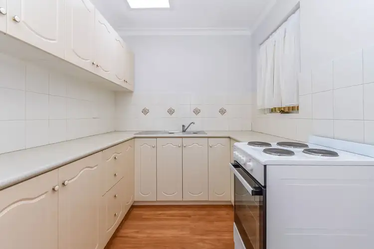 Sixth view of Homely unit listing, 3/5 Colby Way, Thornlie WA 6108