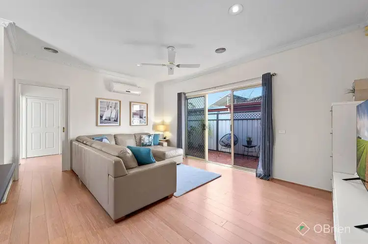 Third view of Homely house listing, 9 Poppy Place, Carrum Downs VIC 3201