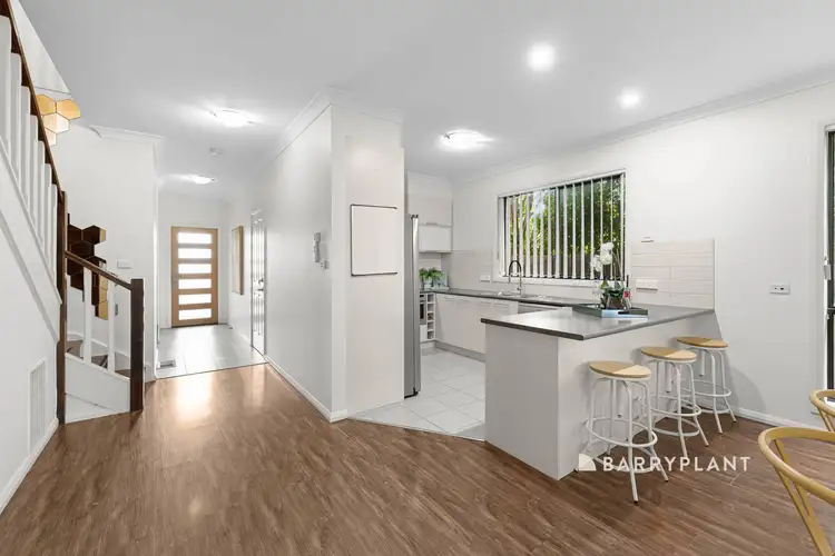 Third view of Homely house listing, 5 Pascuzzi Court, Hampton Park VIC 3976