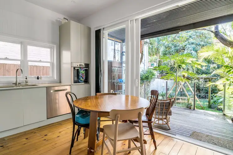 2/53 Sir Thomas Mitchell Road