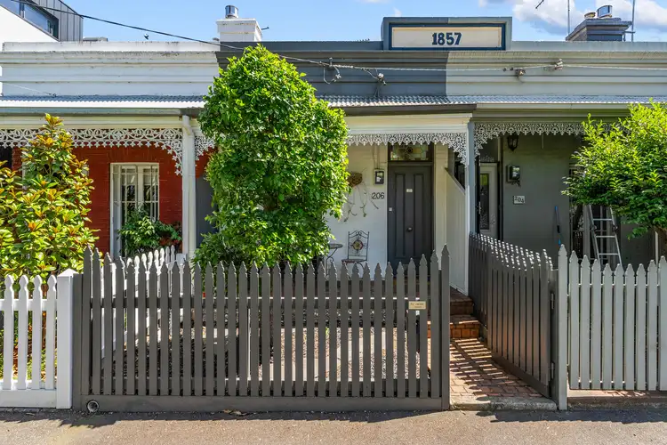 206 Napier Street, South Melbourne VIC 3205