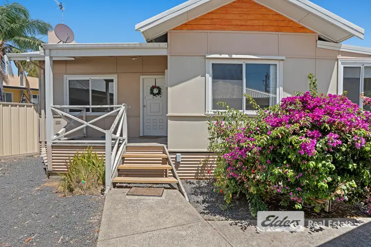 2/34 Ecclestone Street