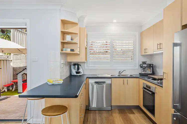 Fourth view of Homely townhouse listing, 8/17-19 Robertson Street, Coniston NSW 2500