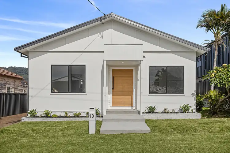 10 John Street, Woonona NSW 2517