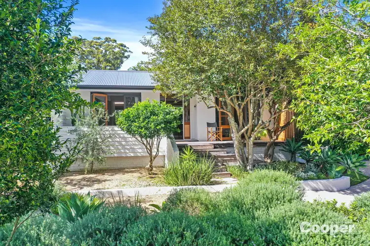 13 Bannister Head Road, Mollymook Beach NSW 2539