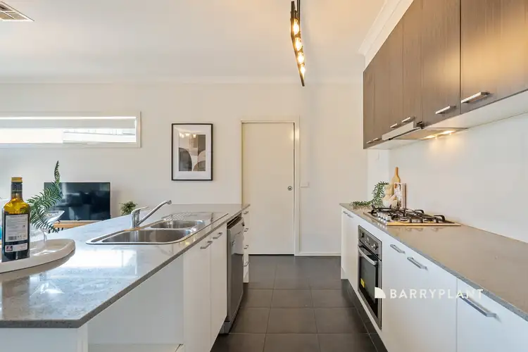 Fifth view of Homely house listing, 4 Metro Circuit, Berwick VIC 3806