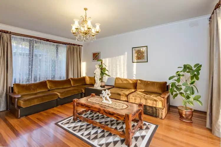 Second view of Homely house listing, 6 Leprosa Close, Endeavour Hills VIC 3802
