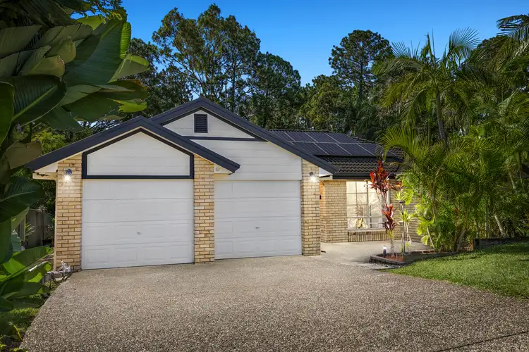 22 Enderbury Crescent, Pacific Pines QLD 4211