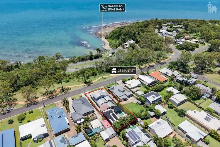 Second view of Homely house listing, 38 Mant Street, Point Vernon QLD 4655