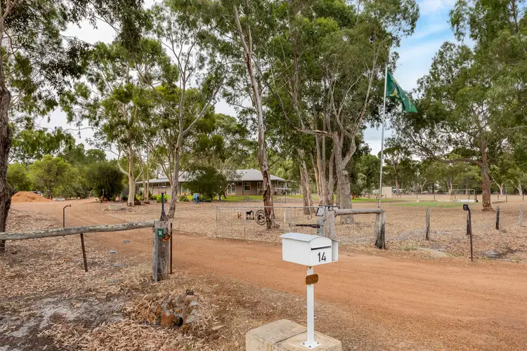14 Peppermint Court, North Boyanup WA 6237