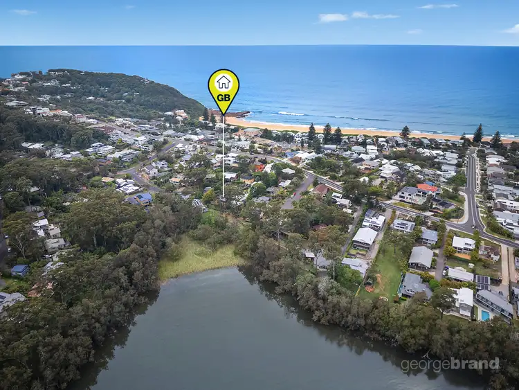 12 Mary Elizabeth Crescent, North Avoca NSW 2260