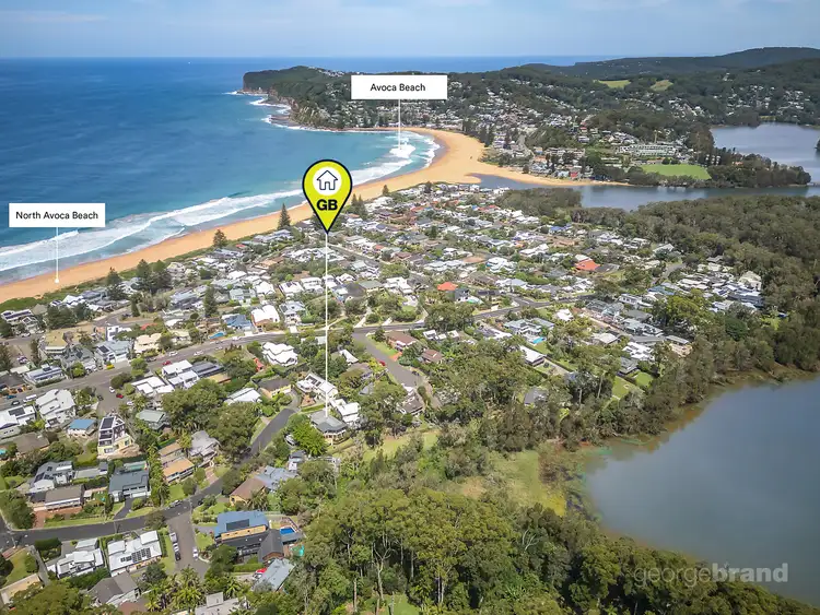 12 Mary Elizabeth Crescent, North Avoca NSW 2260