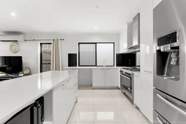 Fourth view of Homely house listing, 15 Avington Street, Doolandella QLD 4077