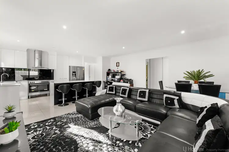 Fifth view of Homely house listing, 15 Avington Street, Doolandella QLD 4077