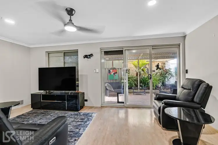 Seventh view of Homely unit listing, 2/9 Kurrajong Circle, Glen Iris WA 6230