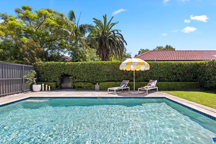 10 Lakeside Crescent, North Manly NSW 2100