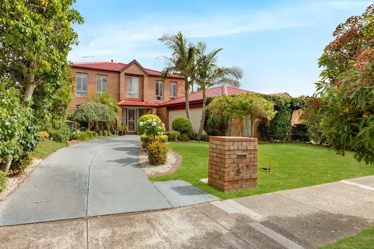 12 Mitchell Court, Taylors Lakes VIC 3038