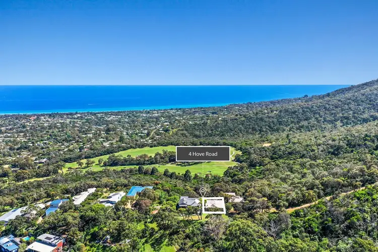 4 Hove Road, Rosebud VIC 3939