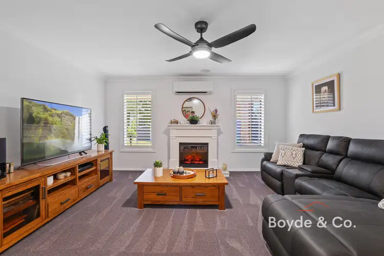 Sixth view of Homely house listing, 1 Picadilly Court, Drouin VIC 3818