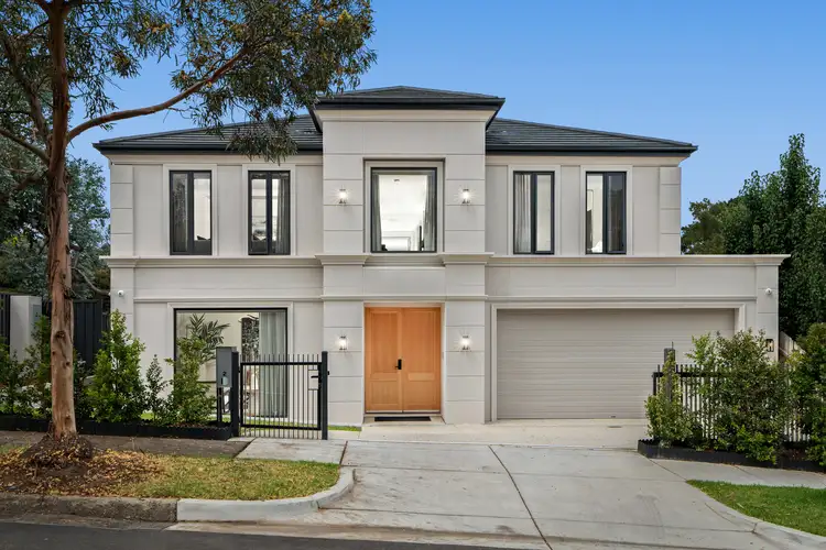 2 Garie Street, Blackburn VIC 3130