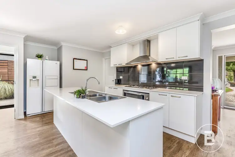 Second view of Homely house listing, 2 Cambridge Court, California Gully VIC 3556