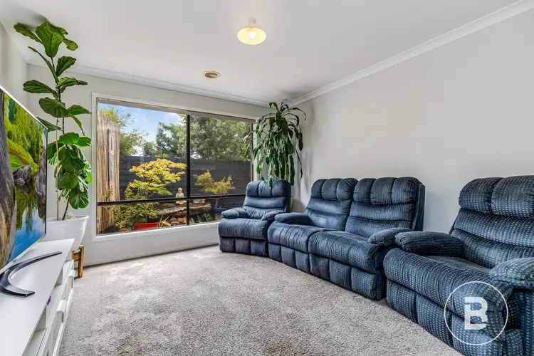 Fifth view of Homely house listing, 2 Cambridge Court, California Gully VIC 3556