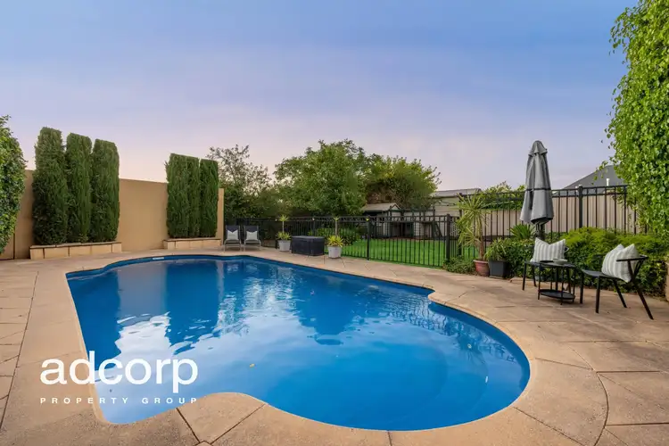 5 Hereford Avenue, Trinity Gardens SA 5068