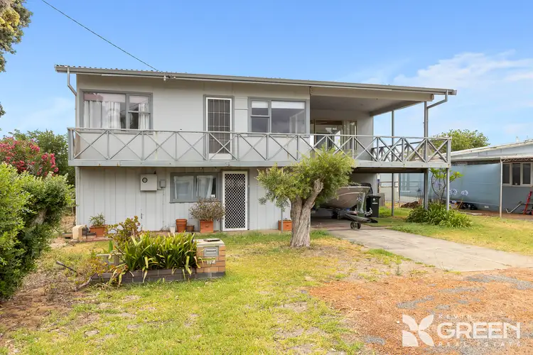 12 Peter Street, Halls Head WA 6210