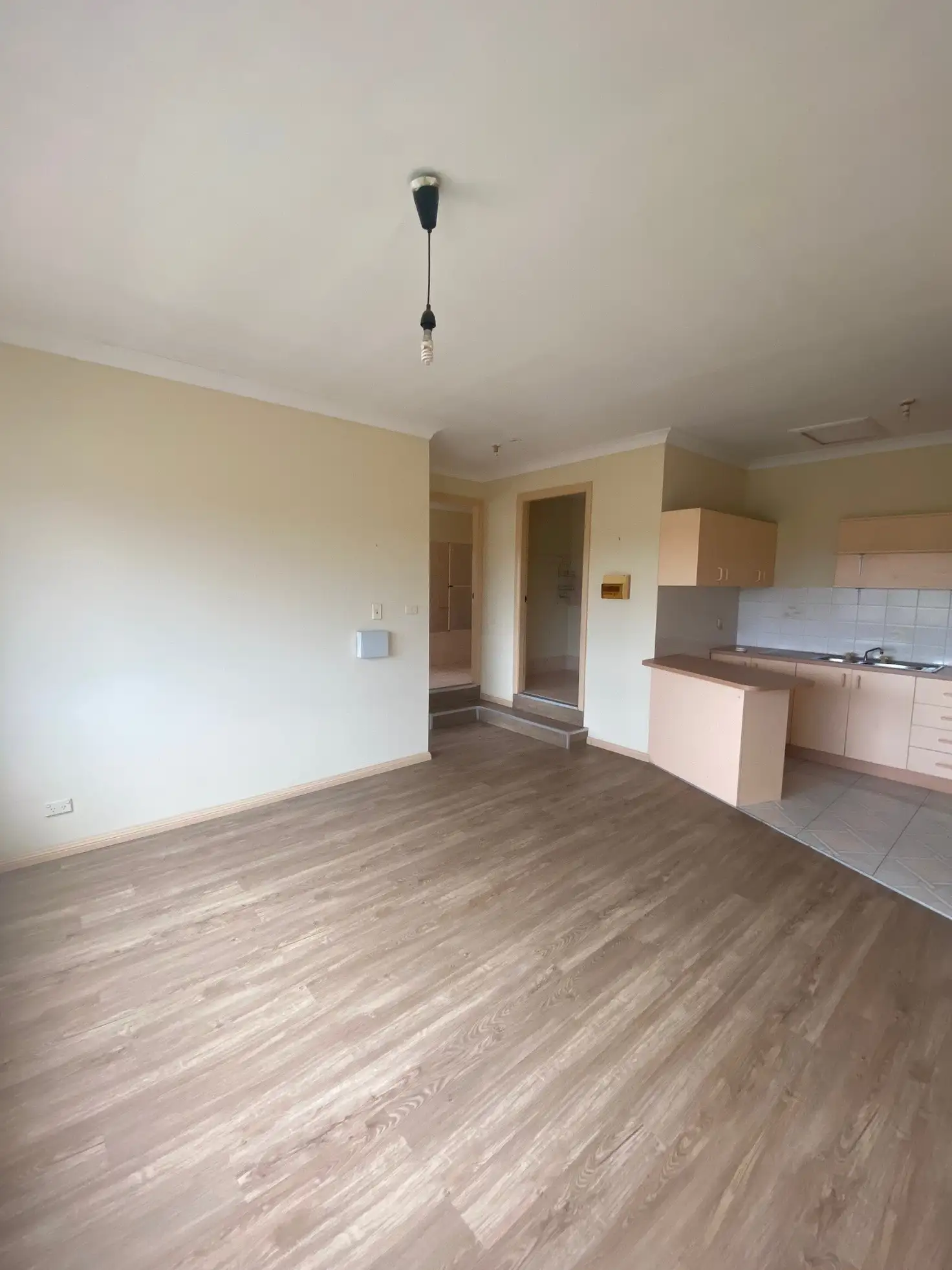 Main view of Homely unit listing, 4/27 Bridge Street, Coniston NSW 2500