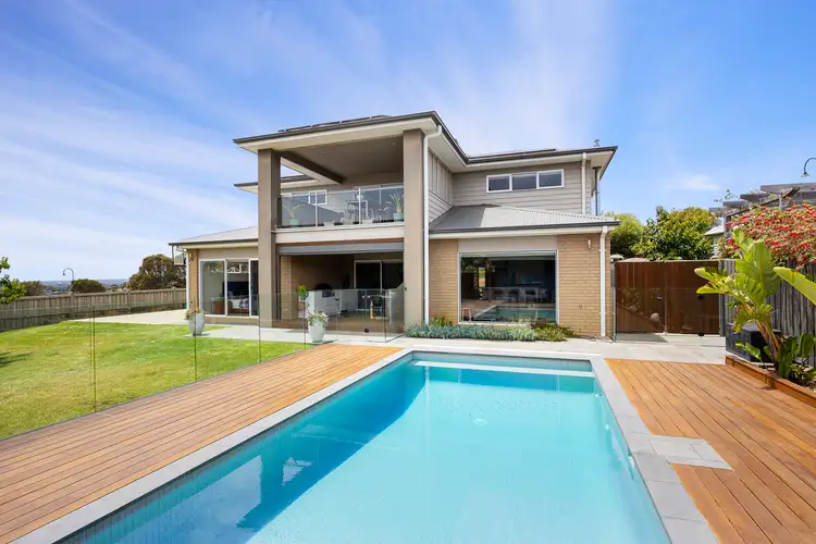 13 Vantage Point Drive, Mount Martha VIC 3934