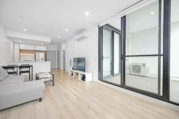 402/81C Lord Sheffield Circuit, Penrith NSW 2750