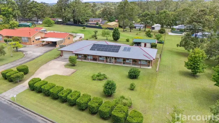 6 Hillview Drive, Yarravel NSW 2440