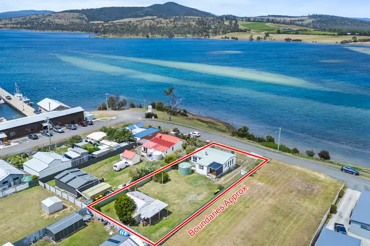 6 Dunalley Esplanade, Dunalley TAS 7177