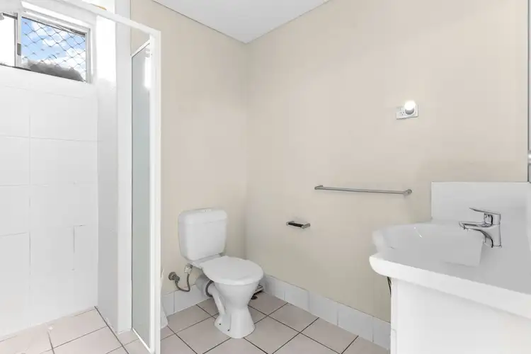 Fifth view of Homely unit listing, 2/195-197 Sheridan Street, Cairns North QLD 4870