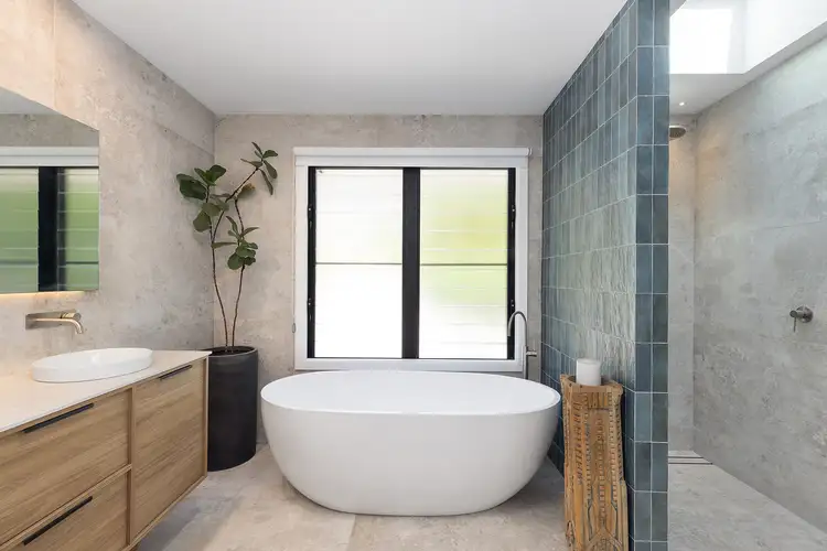 78 Lake Shore Drive, North Avoca NSW 2260