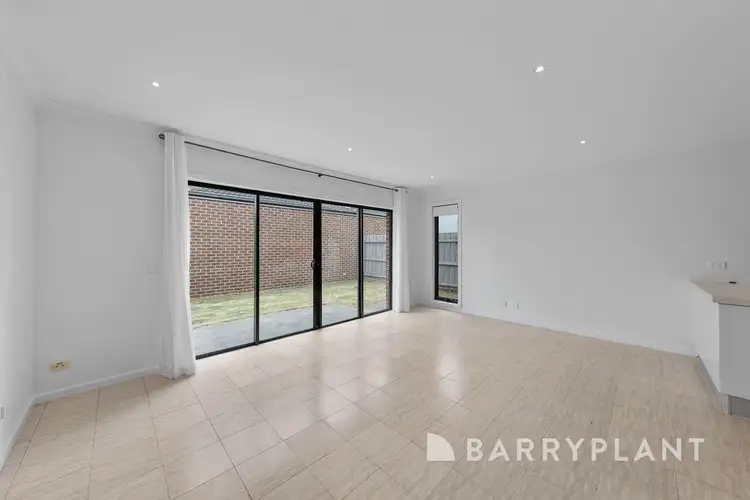 Fourth view of Homely townhouse listing, 1/402 Main Road West, St Albans VIC 3021