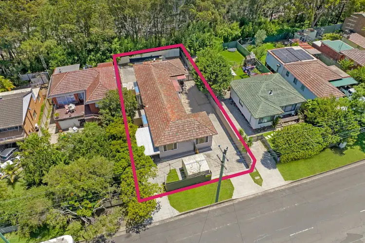 64 Prince Edward Drive, Dapto NSW 2530
