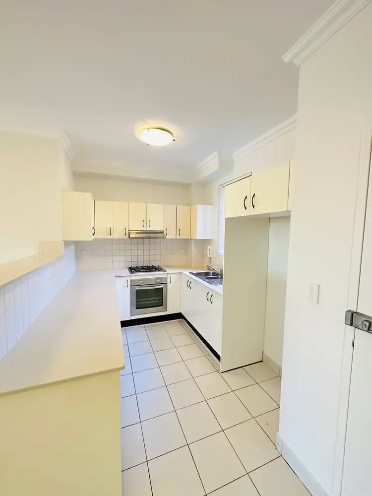 25/30-44 Railway Terrace