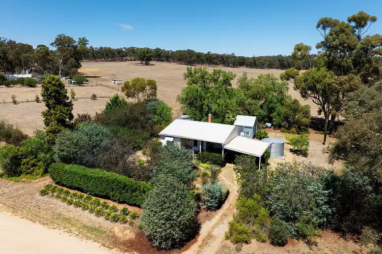208 Hepburn-Newstead Road, Strangways VIC 3461