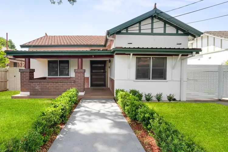 9 Rosa Street