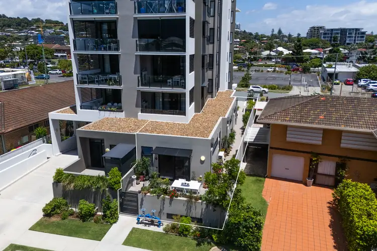 1/24 McGregor Crescent
