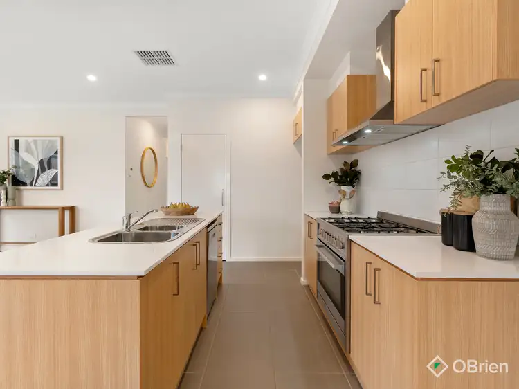 Fourth view of Homely house listing, 8 Rochester Crescent, Eynesbury VIC 3338