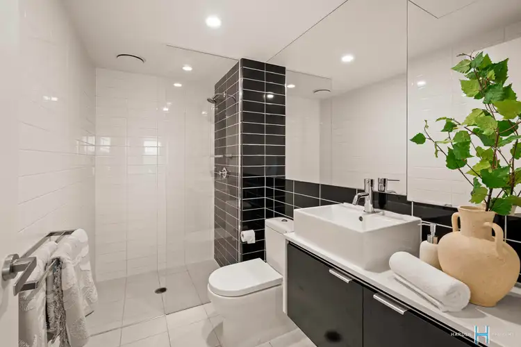 Sixth view of Homely unit listing, 704/8 Jeays Street, Bowen Hills QLD 4006