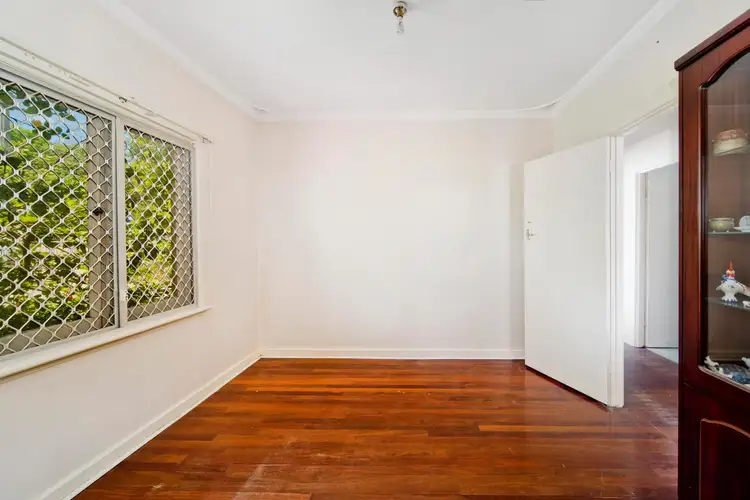 Seventh view of Homely unit listing, 7/257 Fulham Street, Cloverdale WA 6105