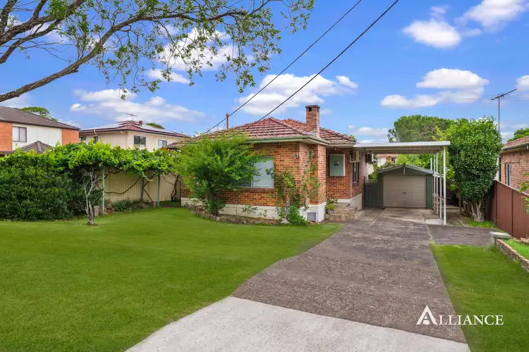 18 Wyreema Avenue