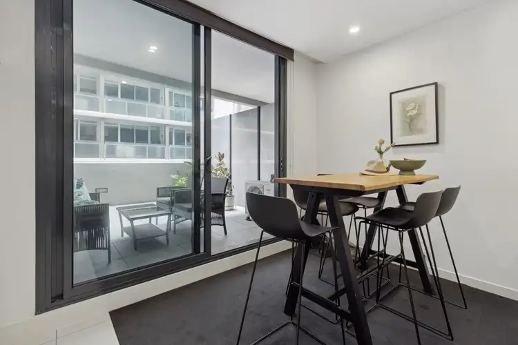 611/3 Yarra Street, South Yarra VIC 3141