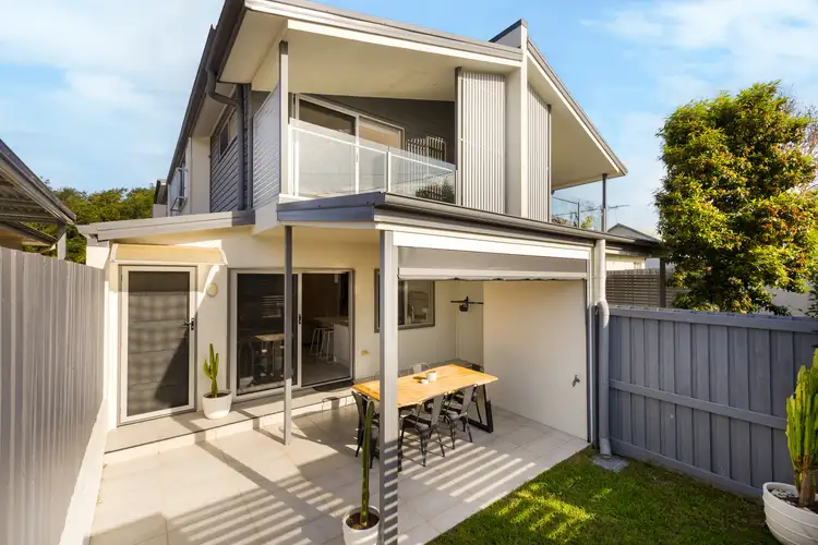 2/22 Hedley Avenue, Nundah QLD 4012